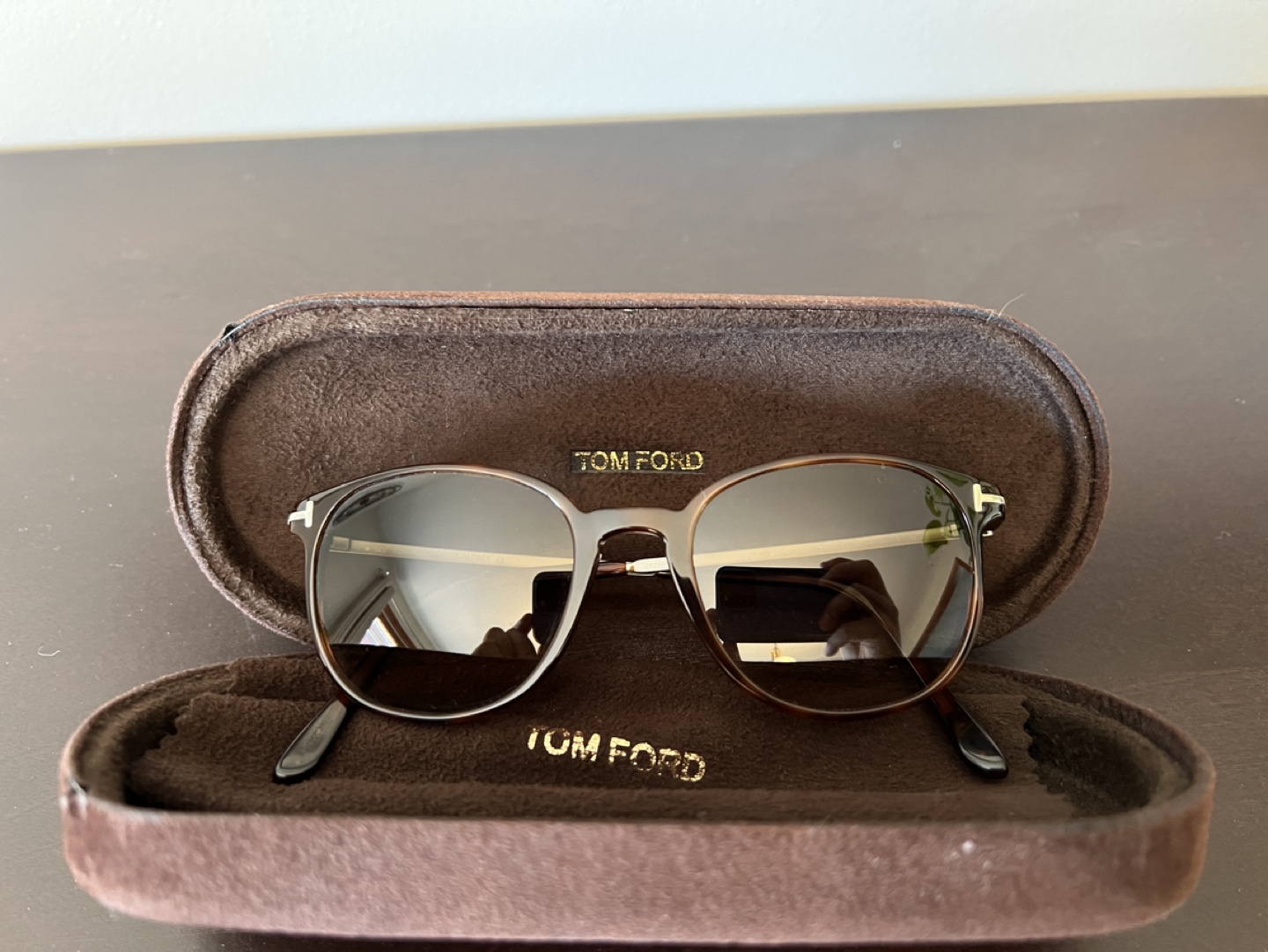 Sunglasses thumbnail