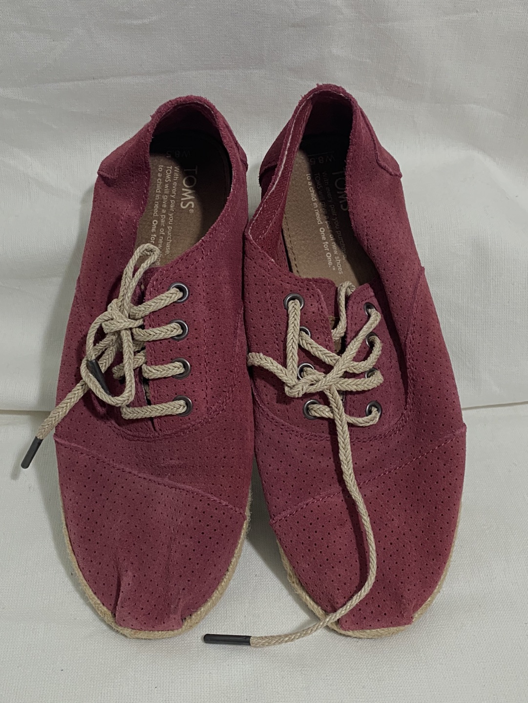 Toms Shoes Burgundy Size 8.5 image indicator(5)