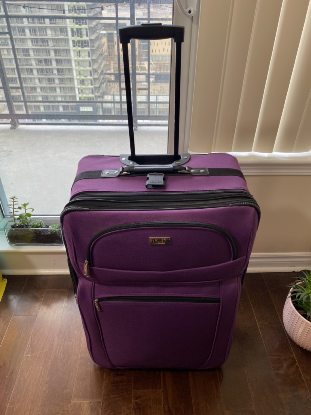 Suitcase for Sale - photo 2