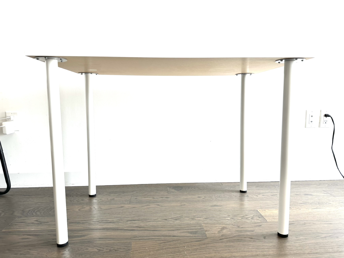 IKEA Linnmon table, white image indicator(4)