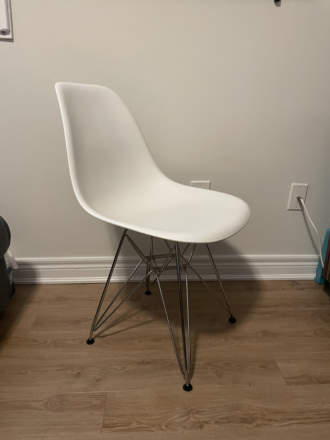 Eiffel style chairs (3) thumbnail