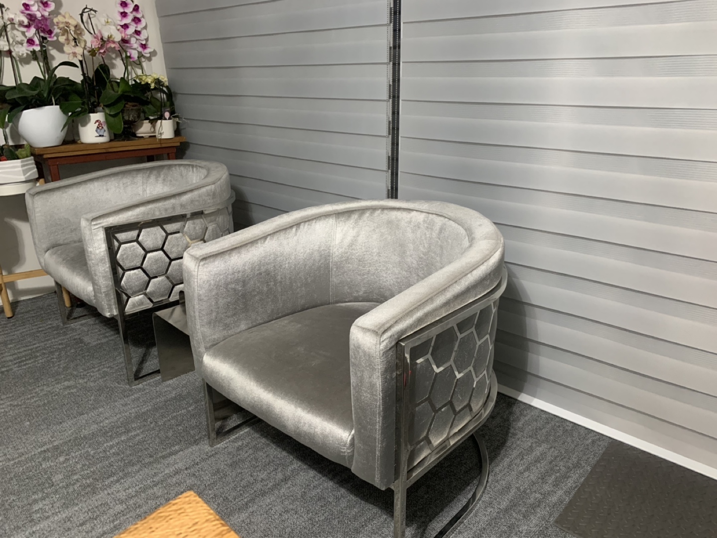 honeycomb accent chair grey