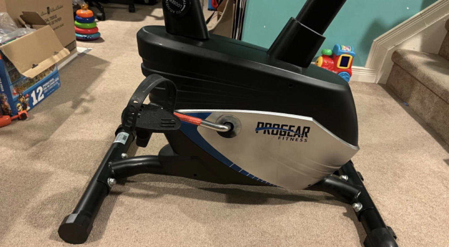 PROGEAR 250 Compact Upright Bike with Heart Pulse
