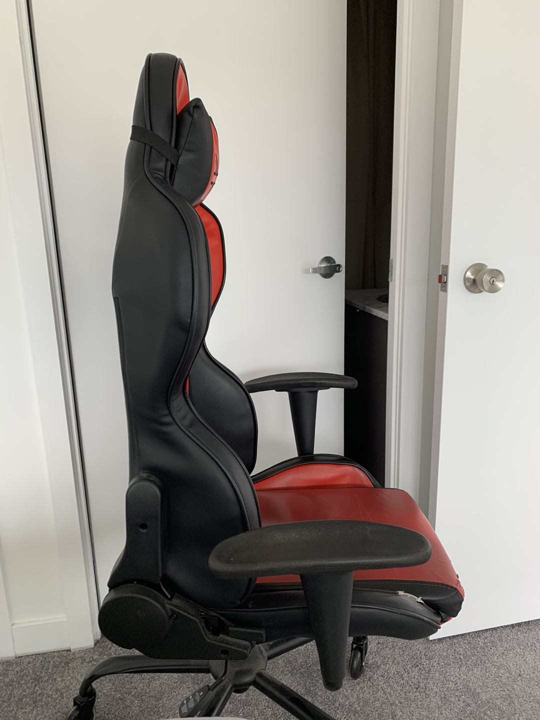 $55 Office/Gaming Chair - photo 4