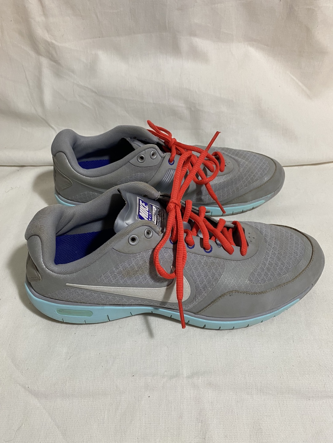Nike Trainer Sneakers Runners Size 9 image indicator(4)