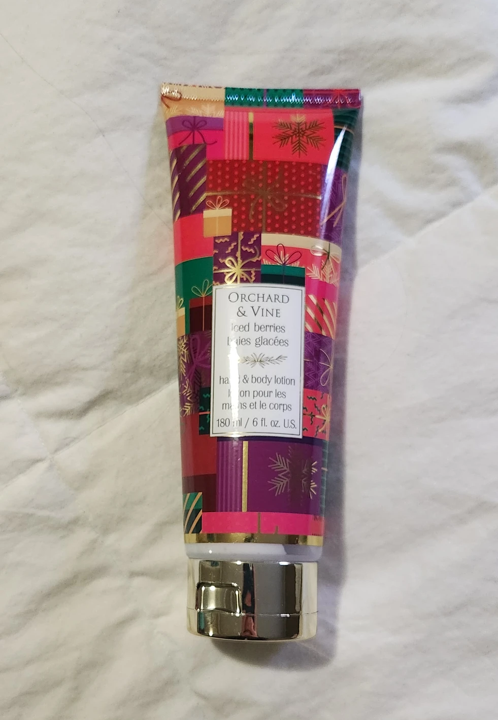 Iced berries body lotion thumbnail