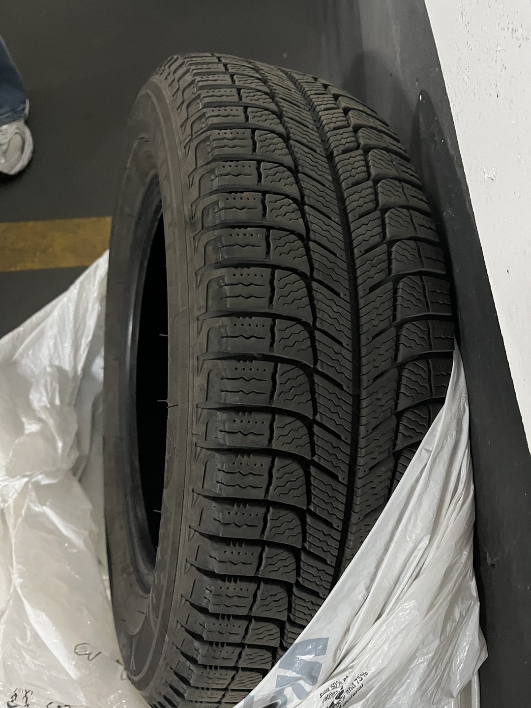 Michelin Winter Tires (15 inch) - photo 3