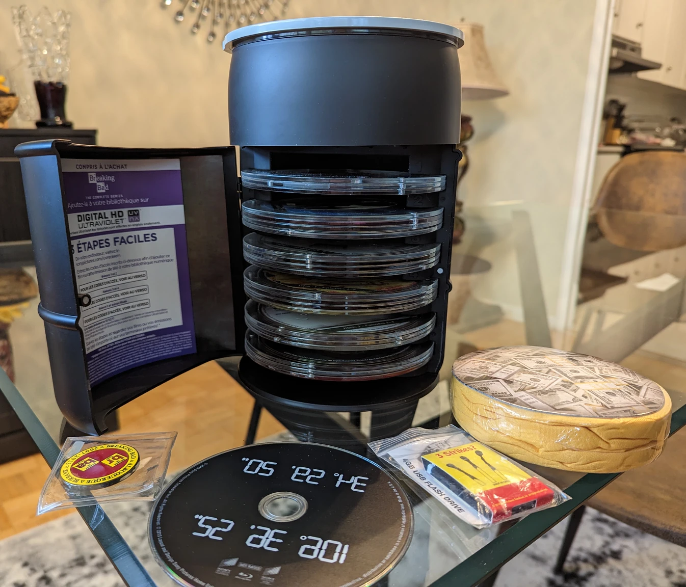 Breaking Bad: The Complete Series - LIMITED EDITION image indicator(2)