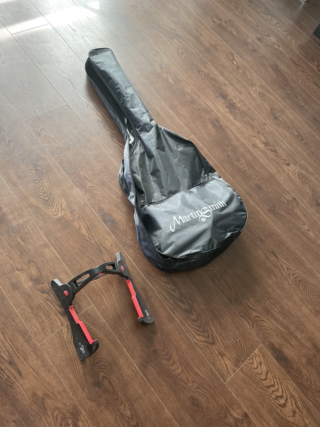 Martin Smith Acoustic Guitar image indicator(2)