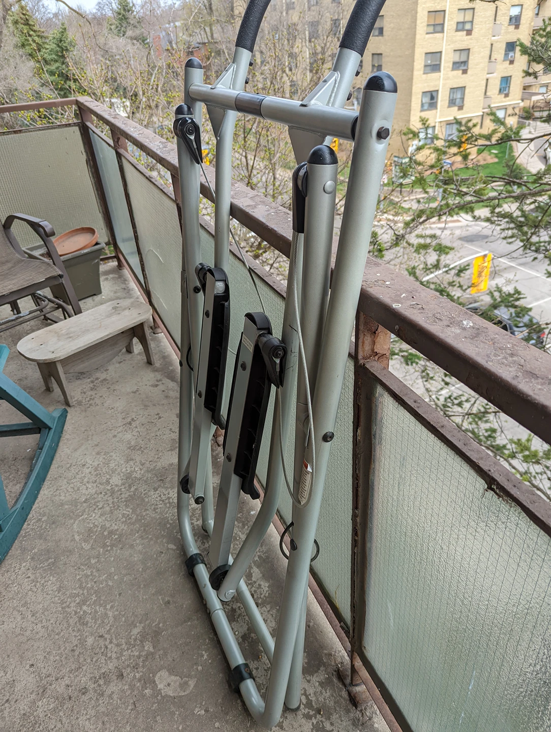 Easy 'Gazelle Edge' Glide Strider Exercise Equipment - photo 4