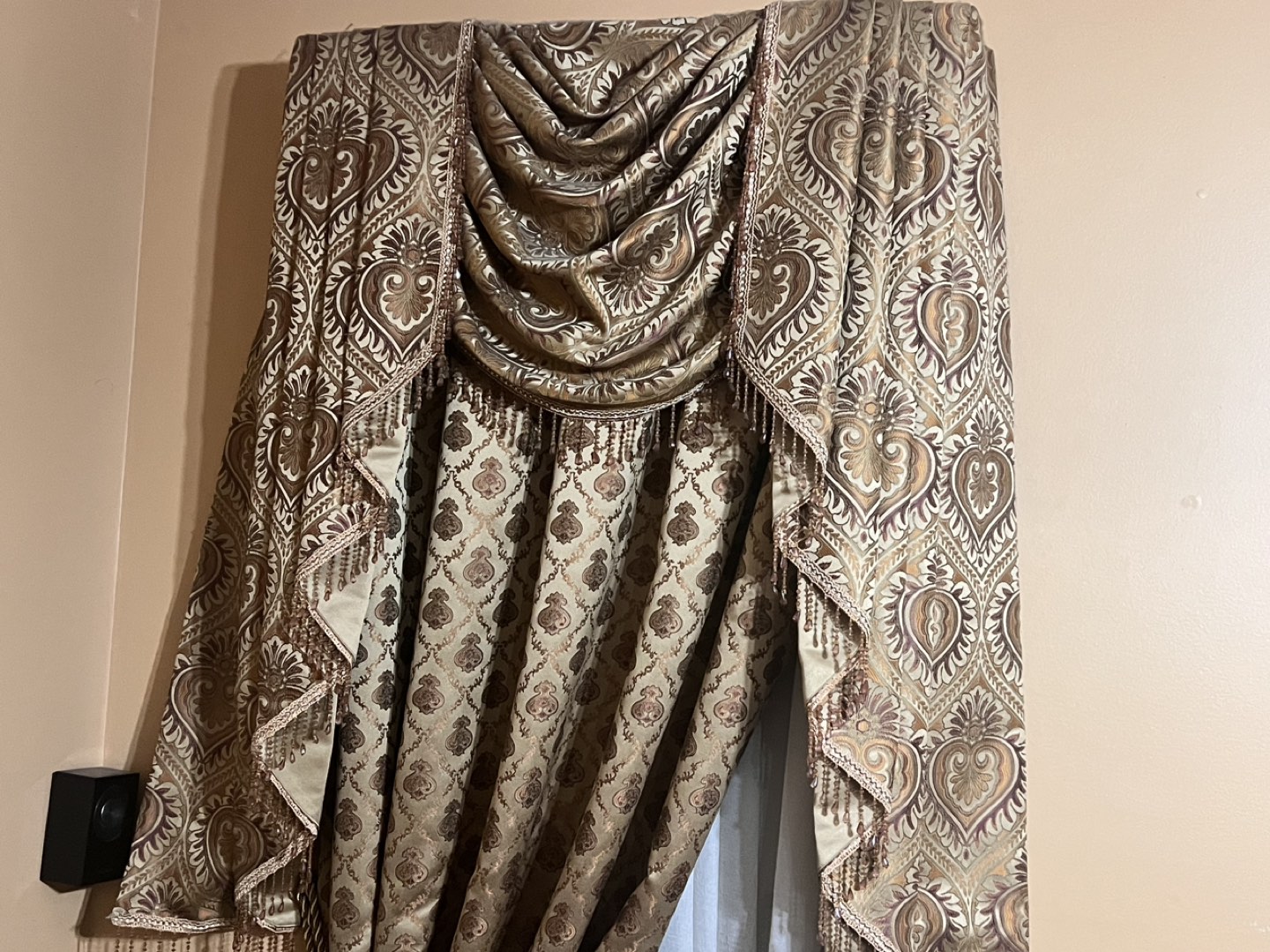 4 sets of Curtains (4 windows) - photo 4