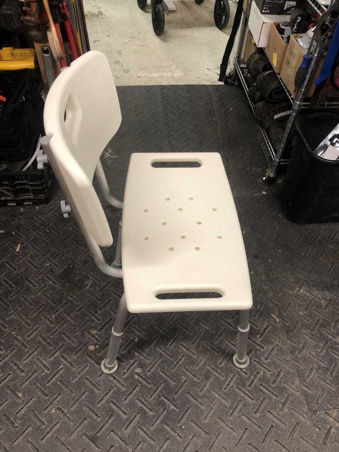 #freecycle. Shower seat image indicator(2)