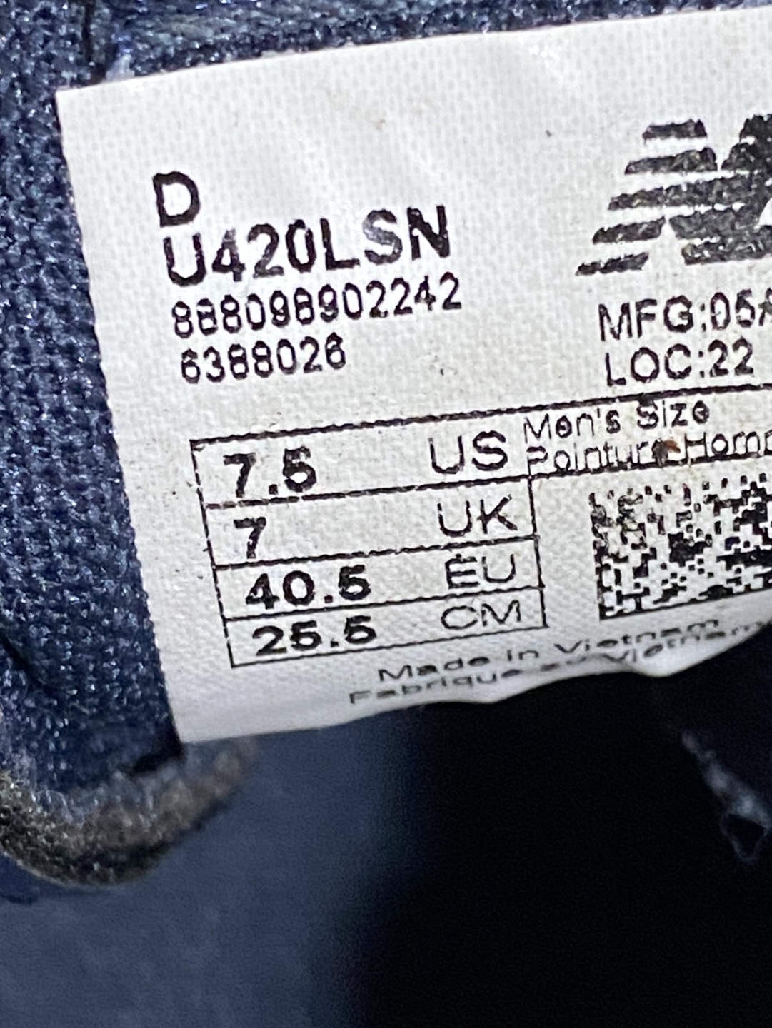 New Balance 420 Sneakers Runners size 7.5 image indicator(7)