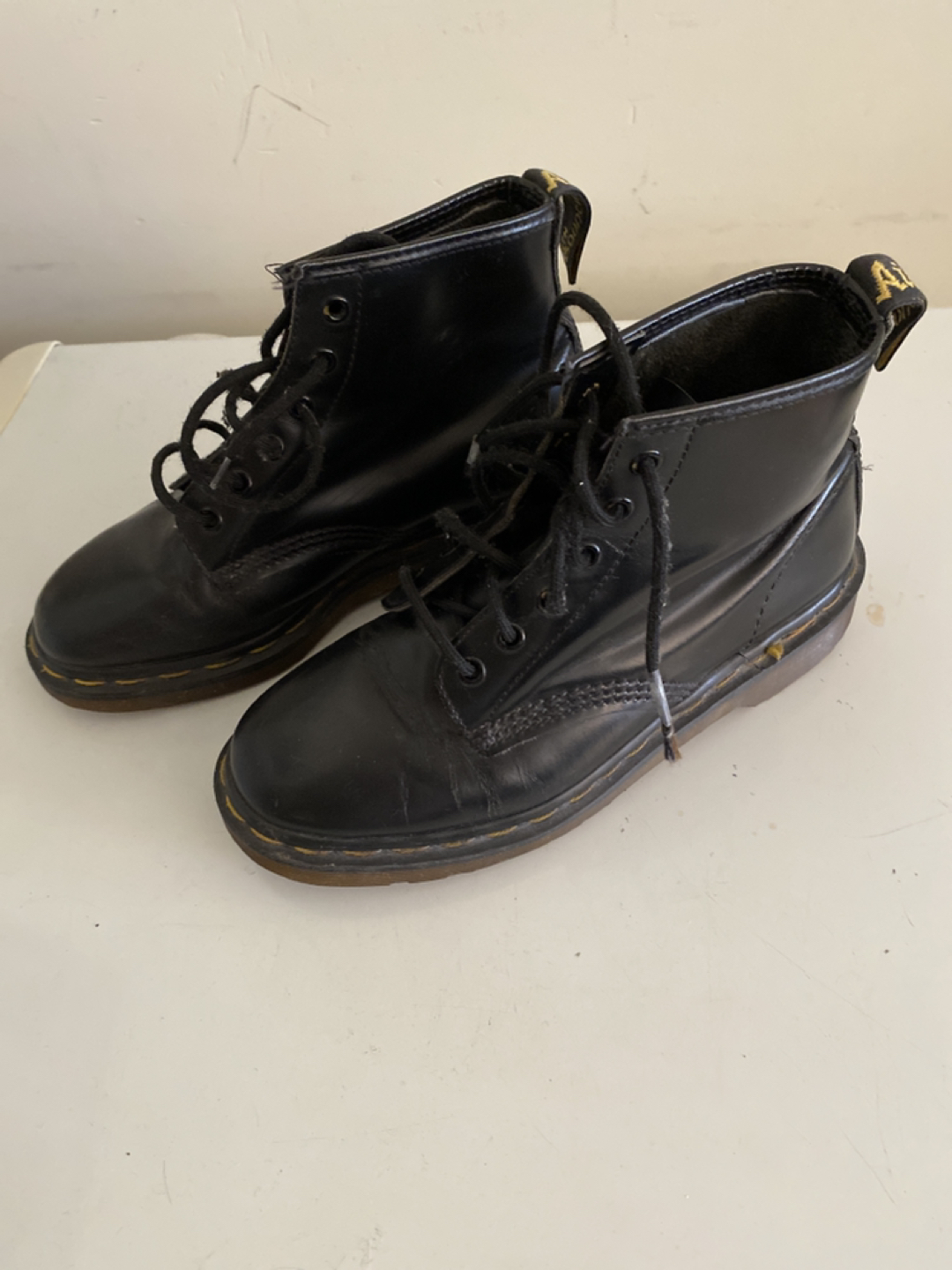 Dr Marten’s “ The Original “ 6 hole boots thumbnail