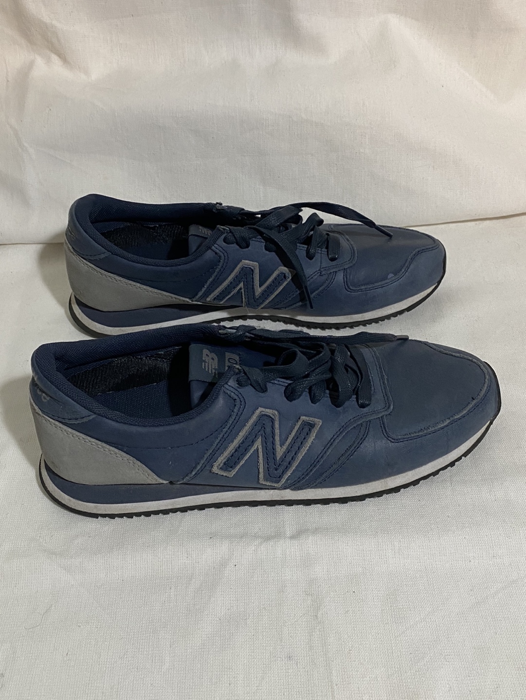 New Balance 420 Sneakers Runners size 7.5 image indicator(4)