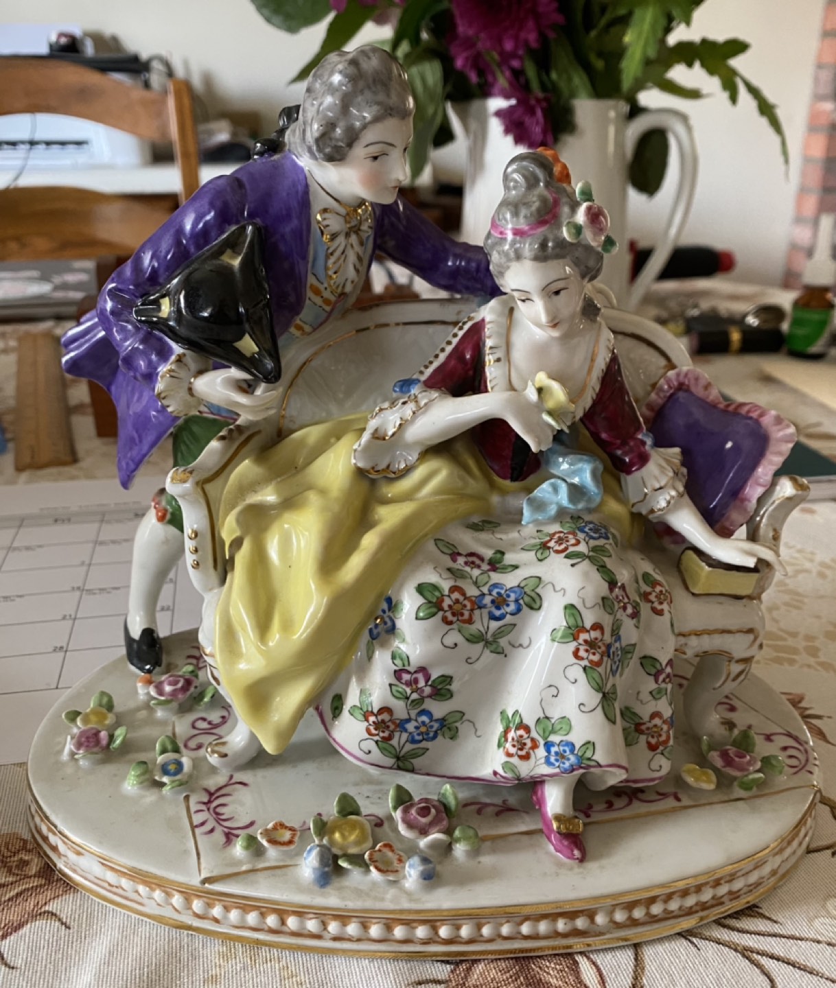 Porcelain statuette thumbnail
