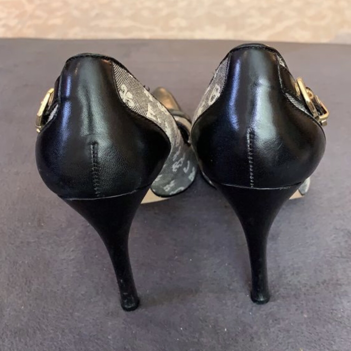 Guess High Heels Sz.8.5 image indicator(2)