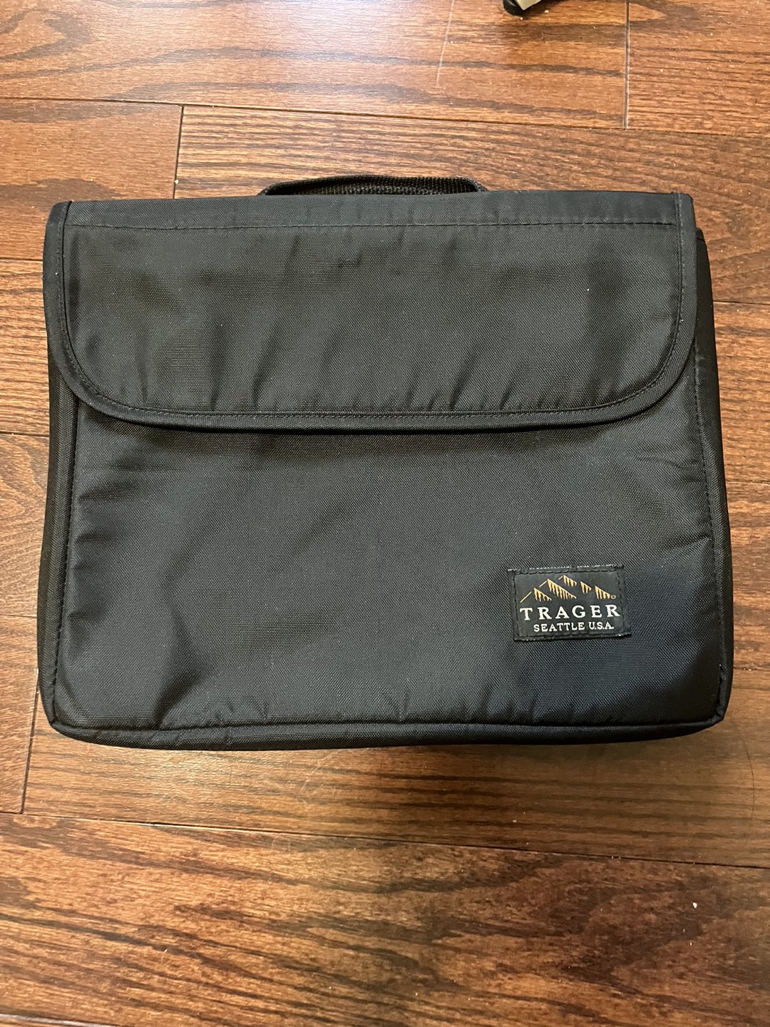 Trager seattle USA bag