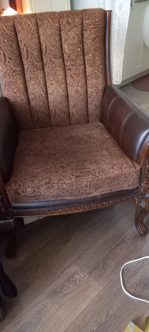 Papa's Chair:) image indicator(3)