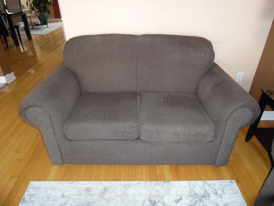 Sofa and Loveseat Set - photo 2