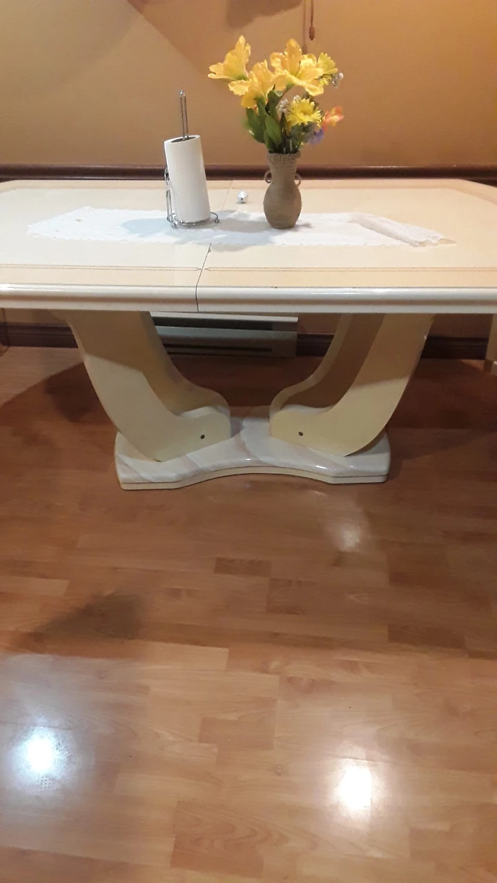 dining table - photo 3