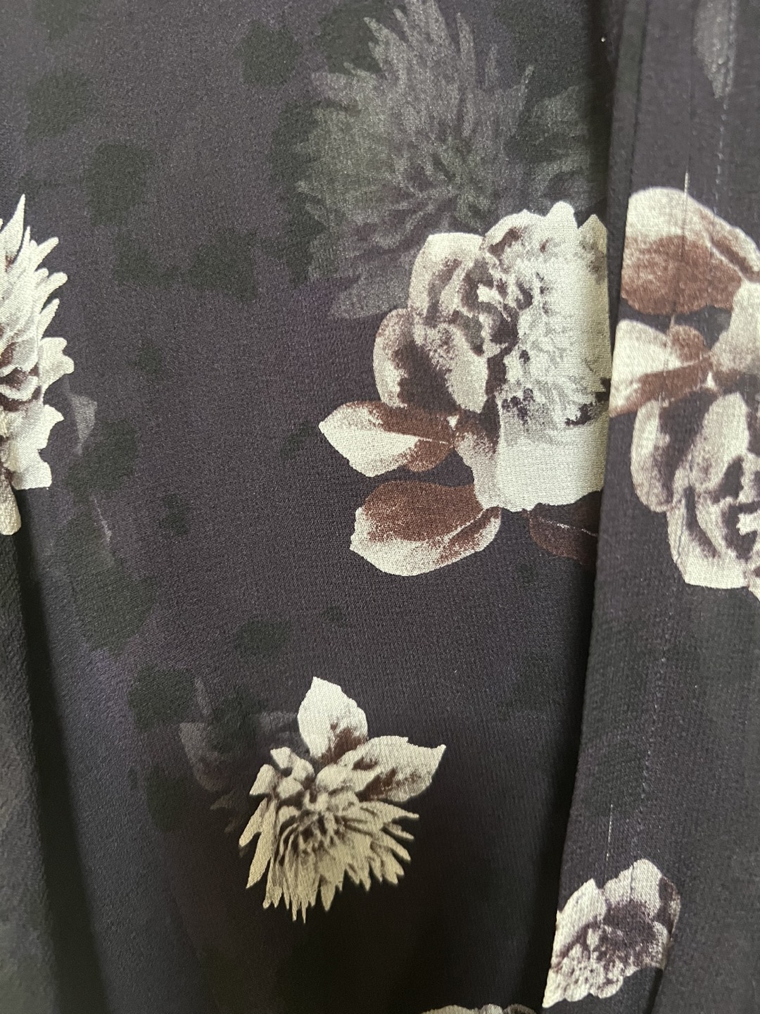 Babaton Silk Blouse image indicator(3)