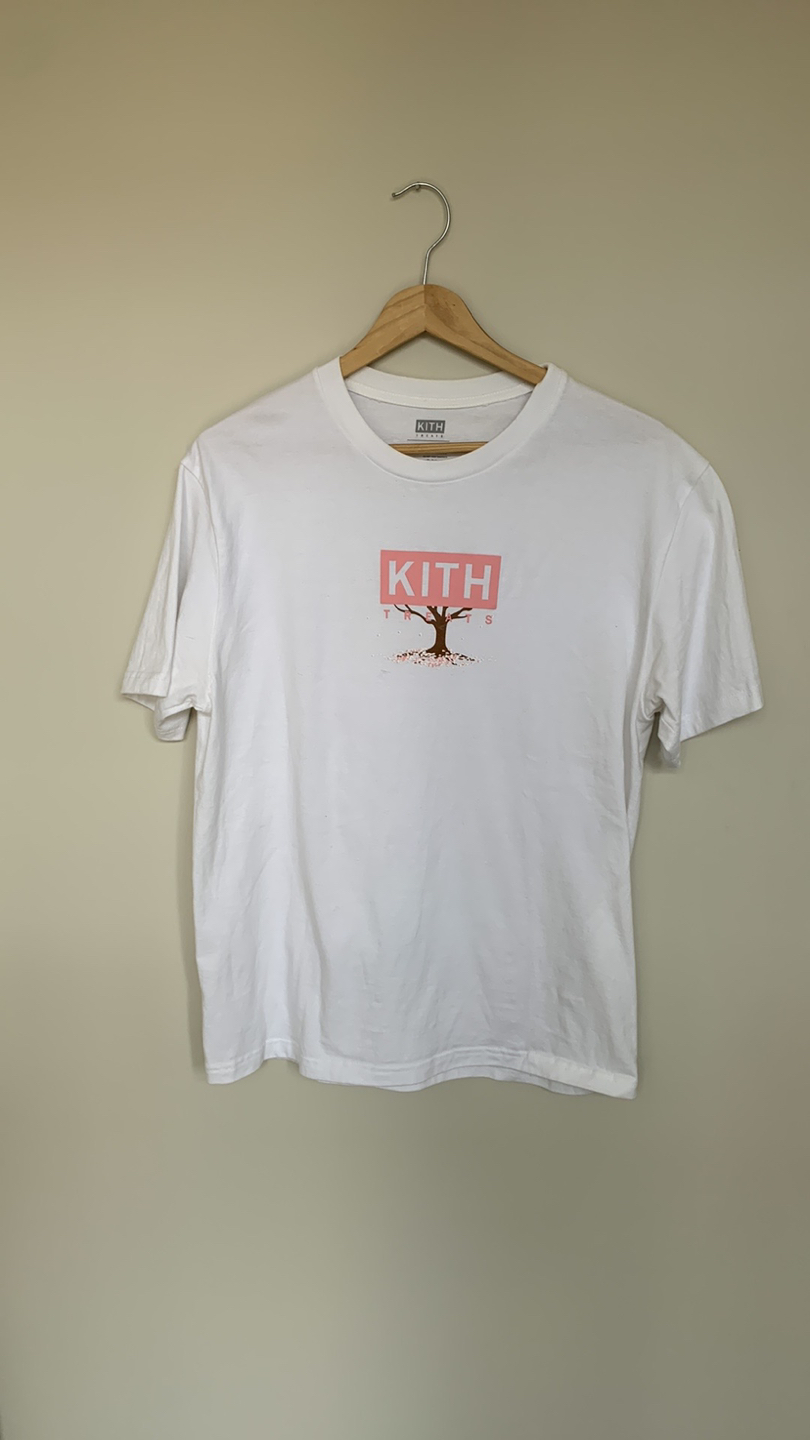 Kith t-shirt thumbnail