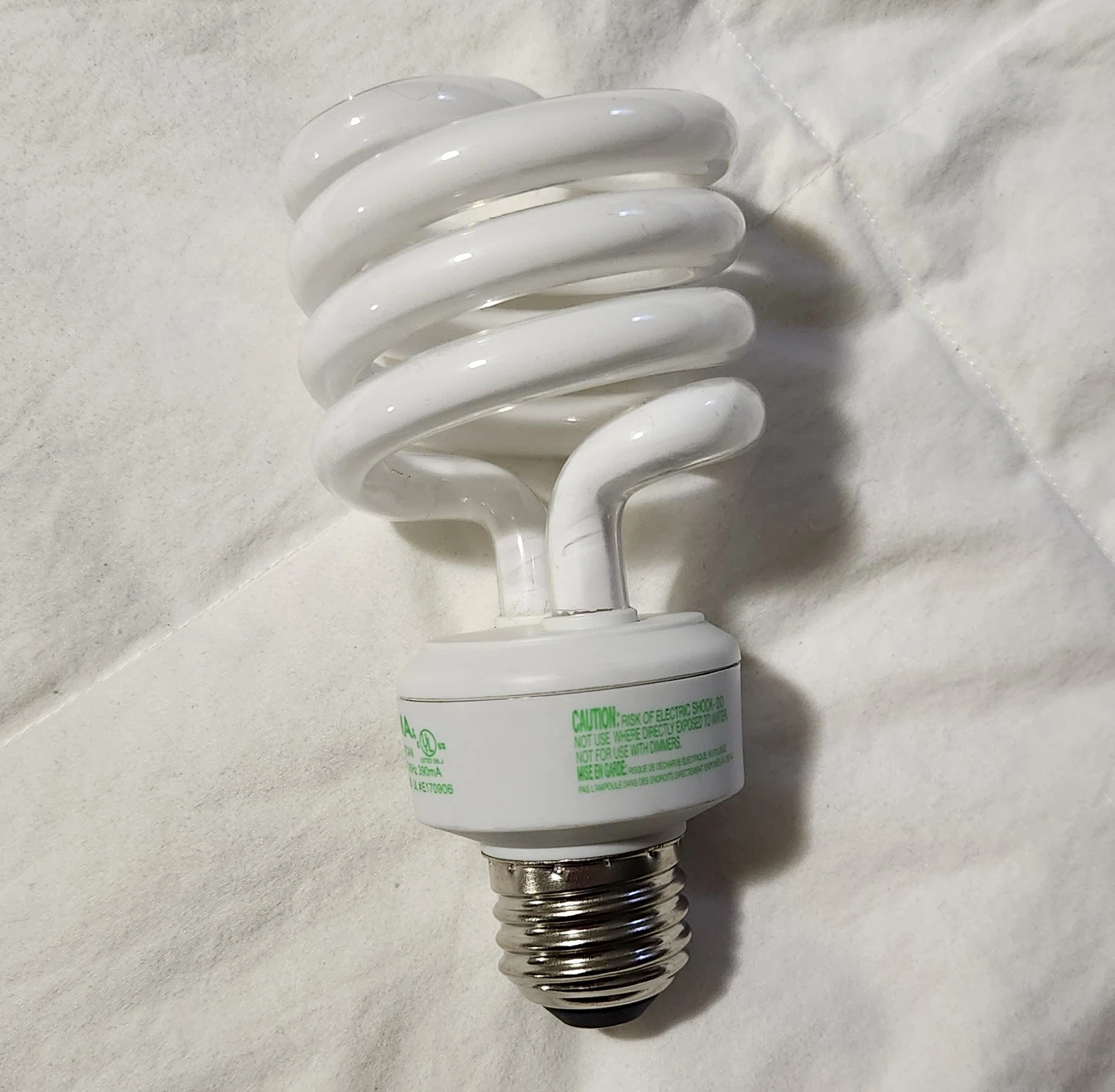 FREE unused light bulb thumbnail