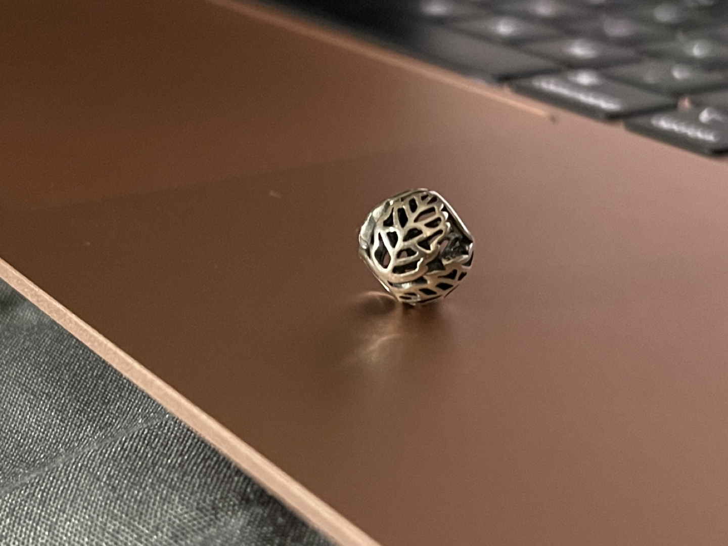 Open Leaf/ Autumn Charm thumbnail