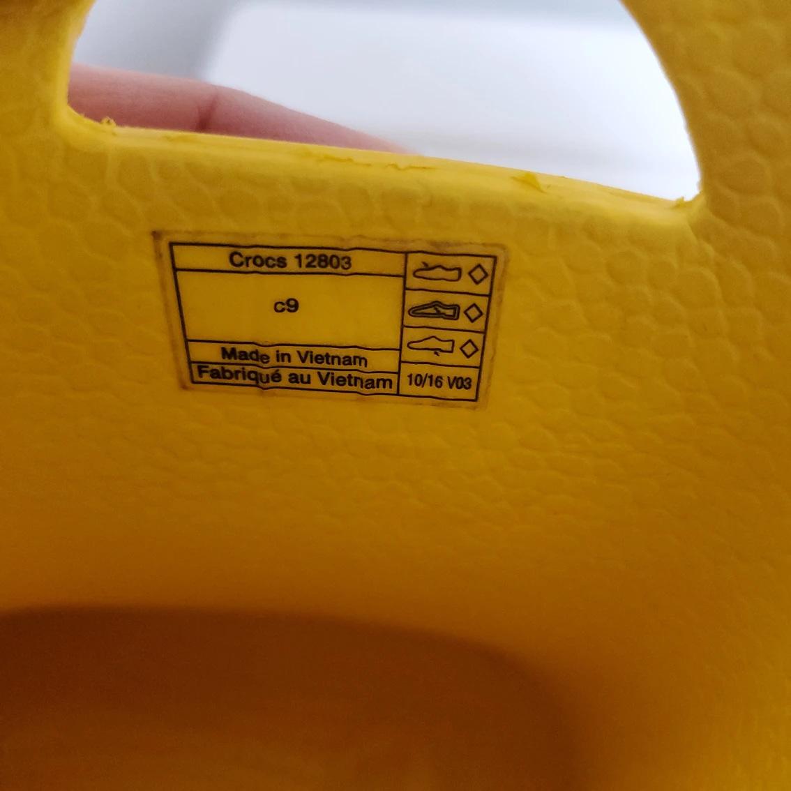 toddler rain boots Crocs size 9c unisex age 2-4yr old - photo 4