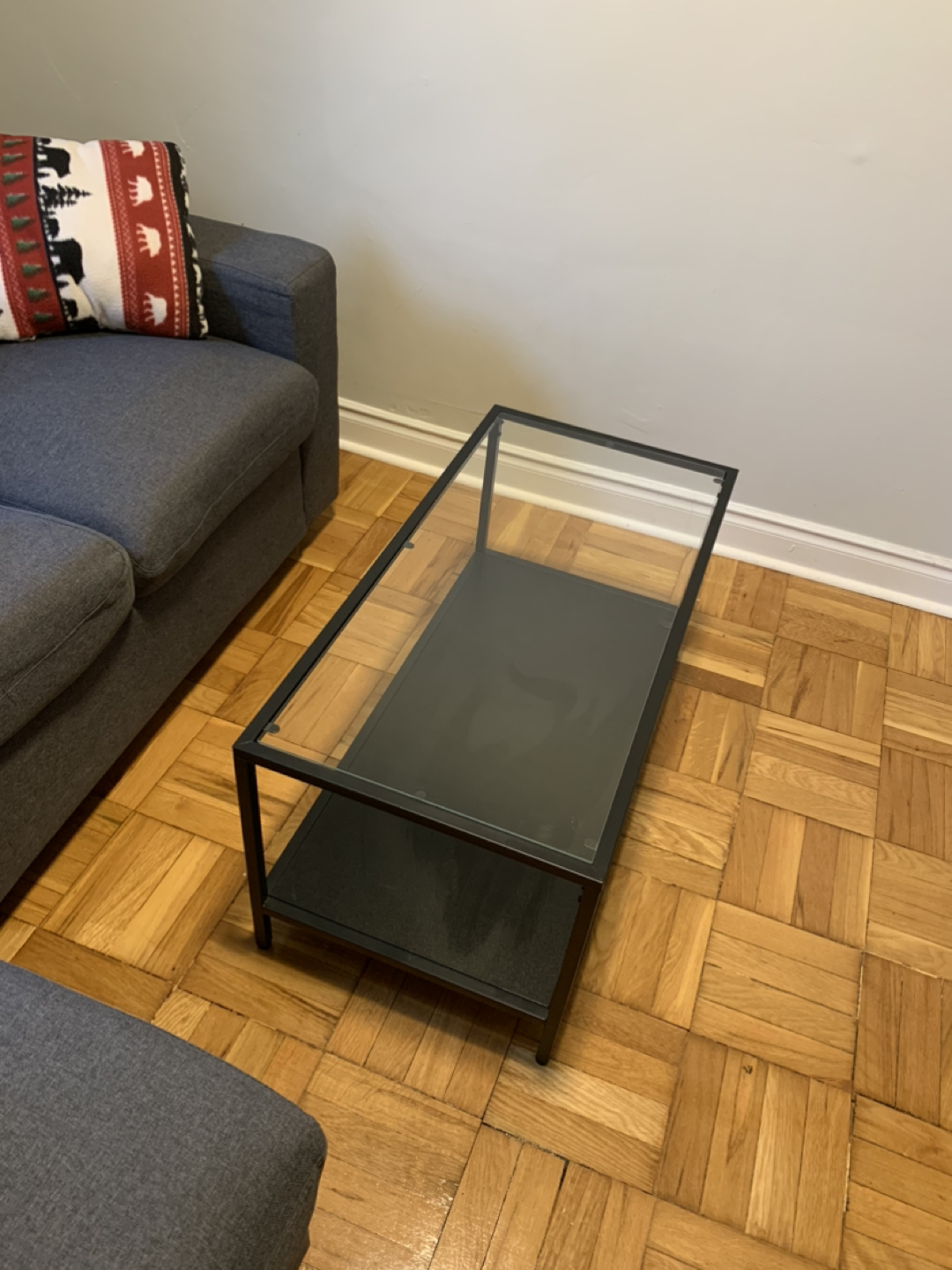 Moving sale coffee table - photo 2