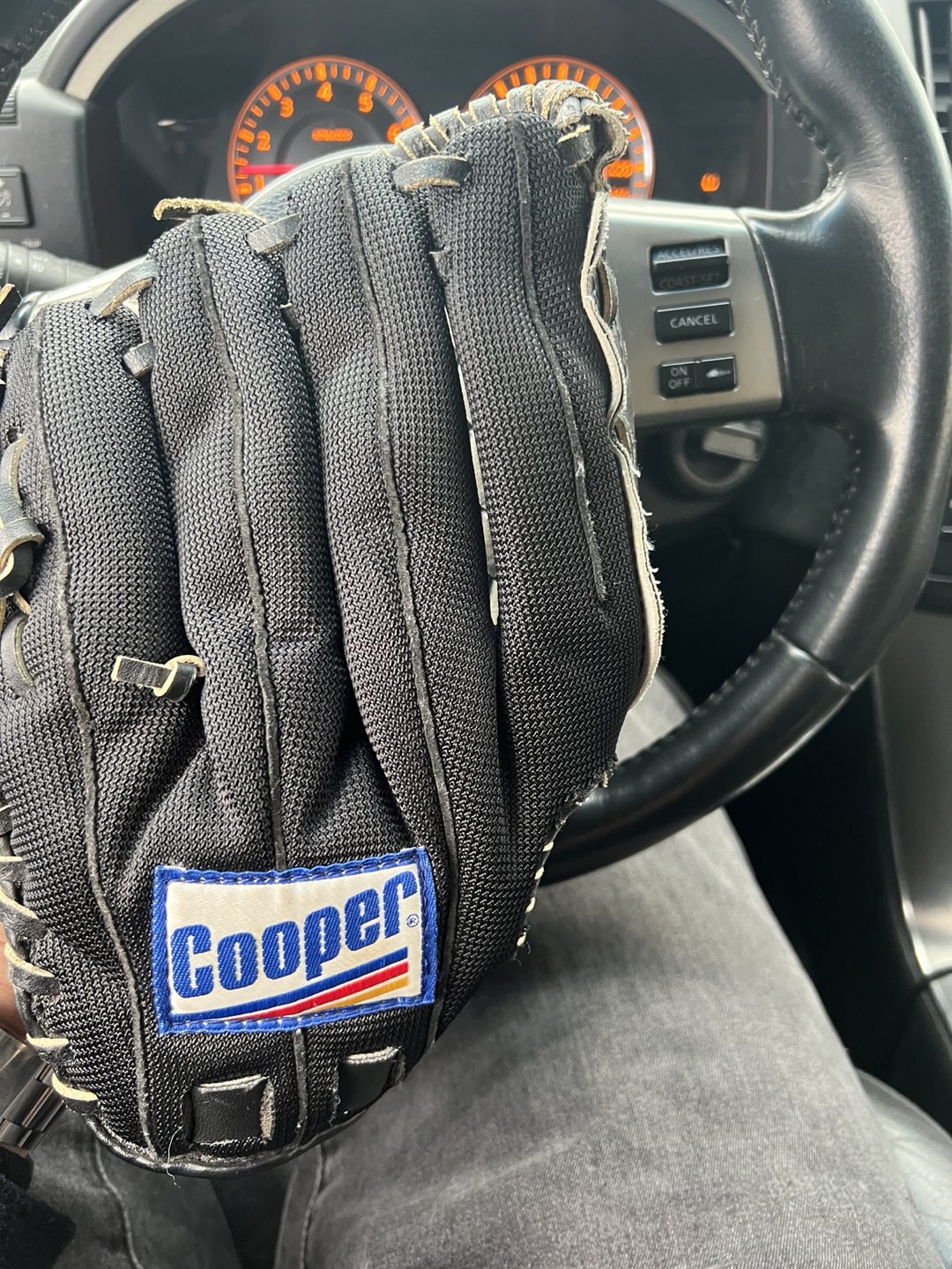 Cooper Baseball Glove (Left 11”) thumbnail