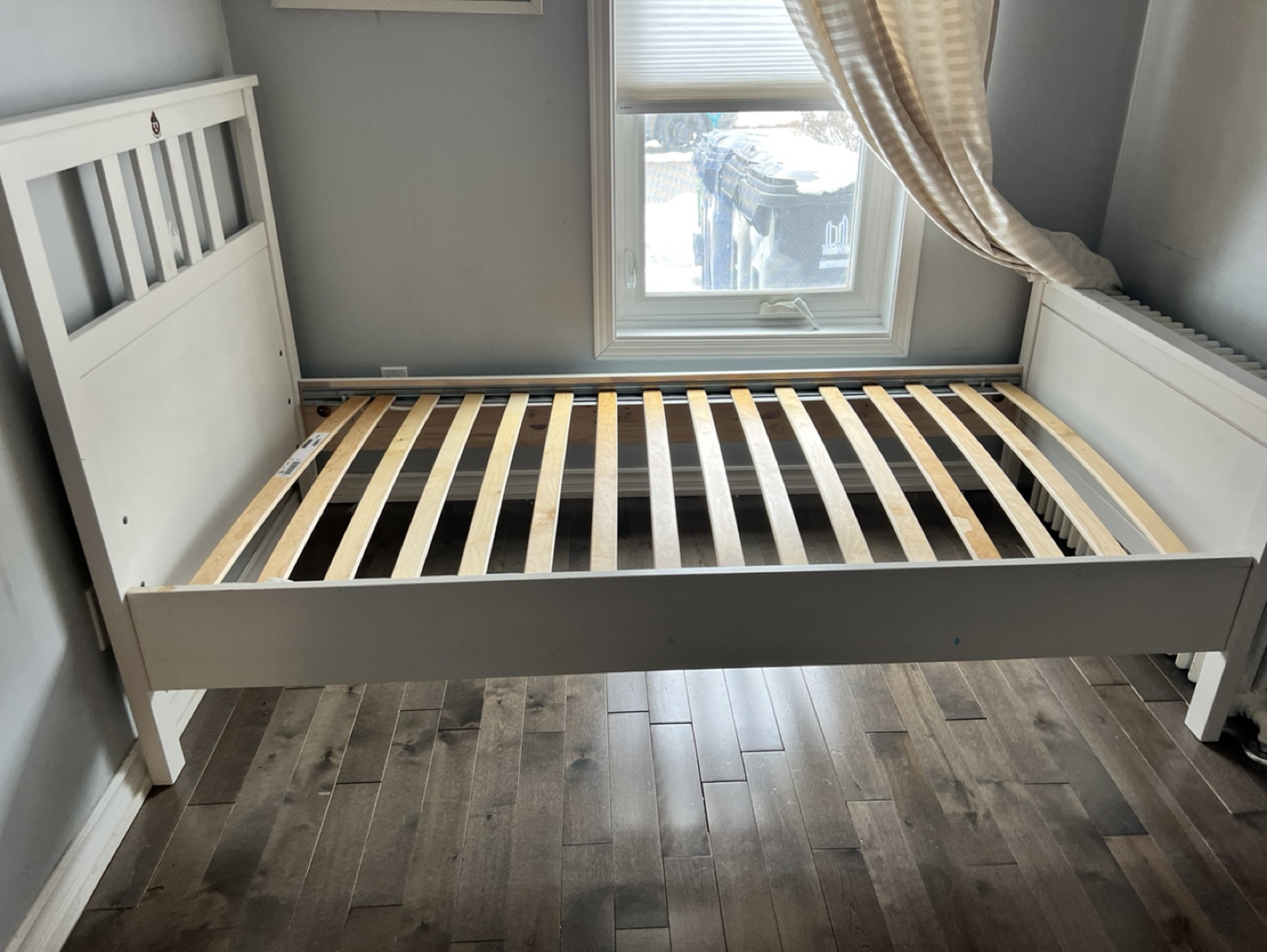 Ikea singe bed