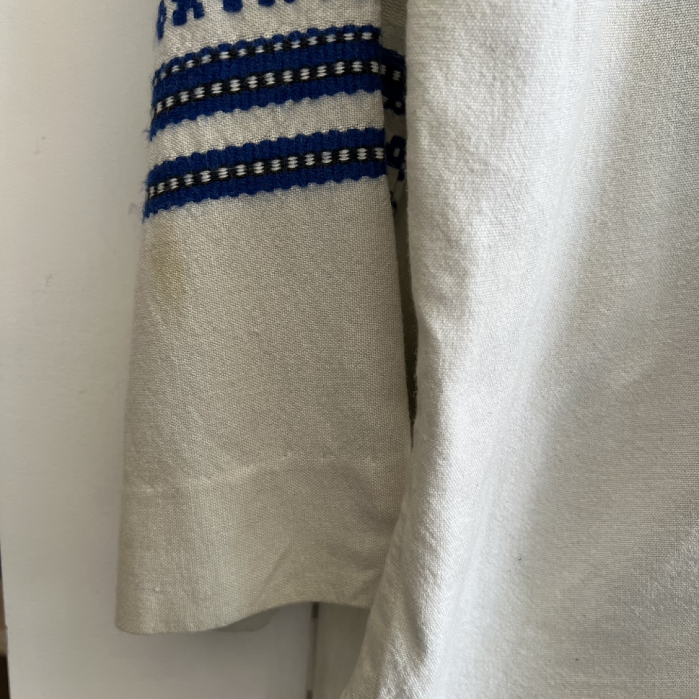 VINTAGE EMBROIDERED LONGSLEEVE image indicator(7)