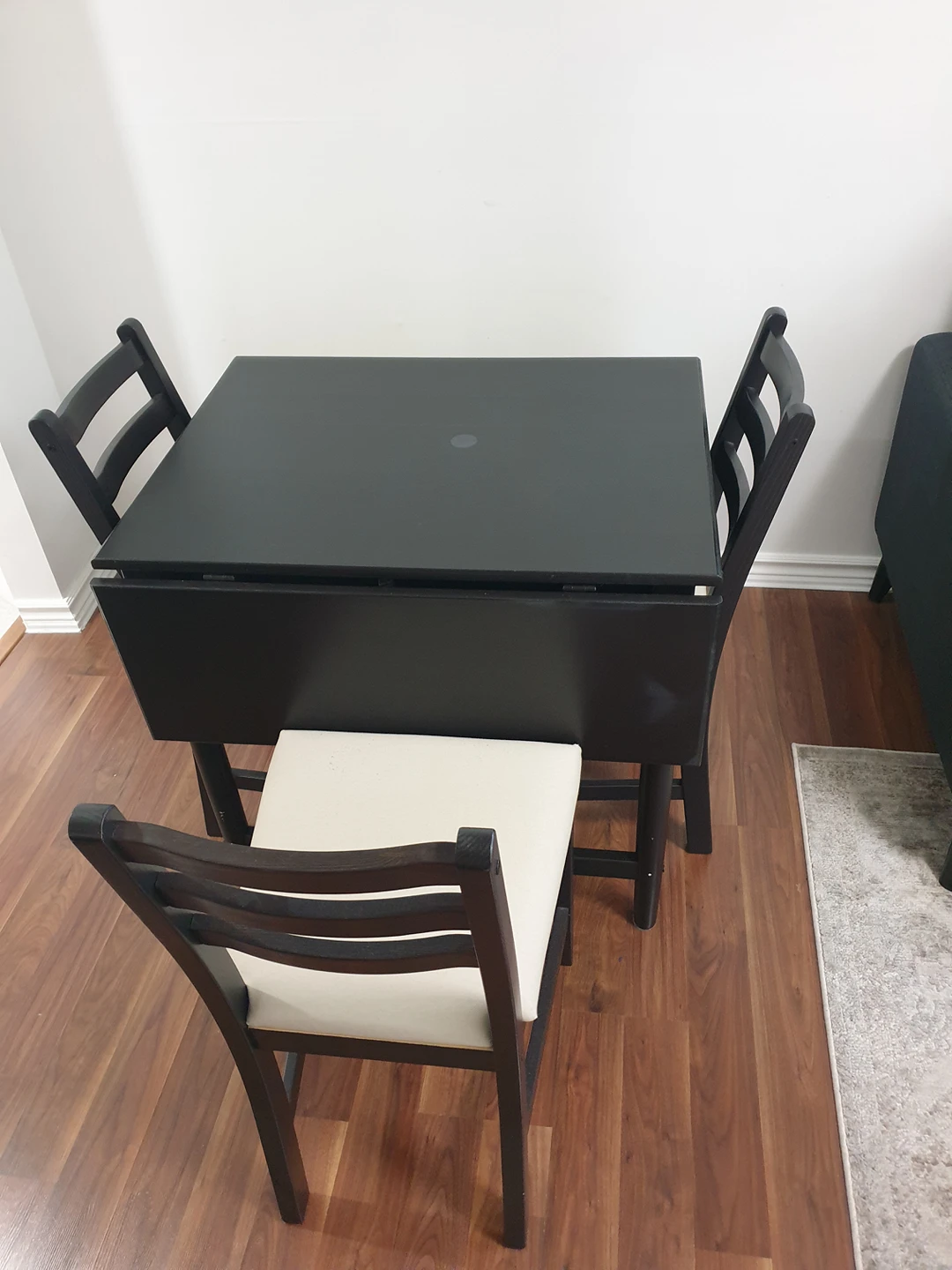 Extendable Dining Table