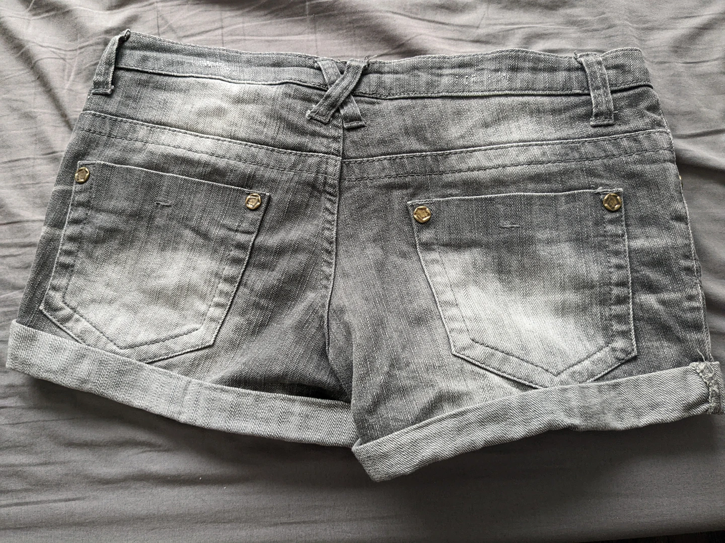 Free Women's Shorts size 5 image indicator(2)