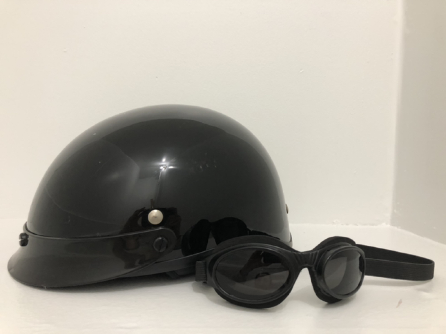 DOT black motorcycle helmet with goggles size:Large thumbnail