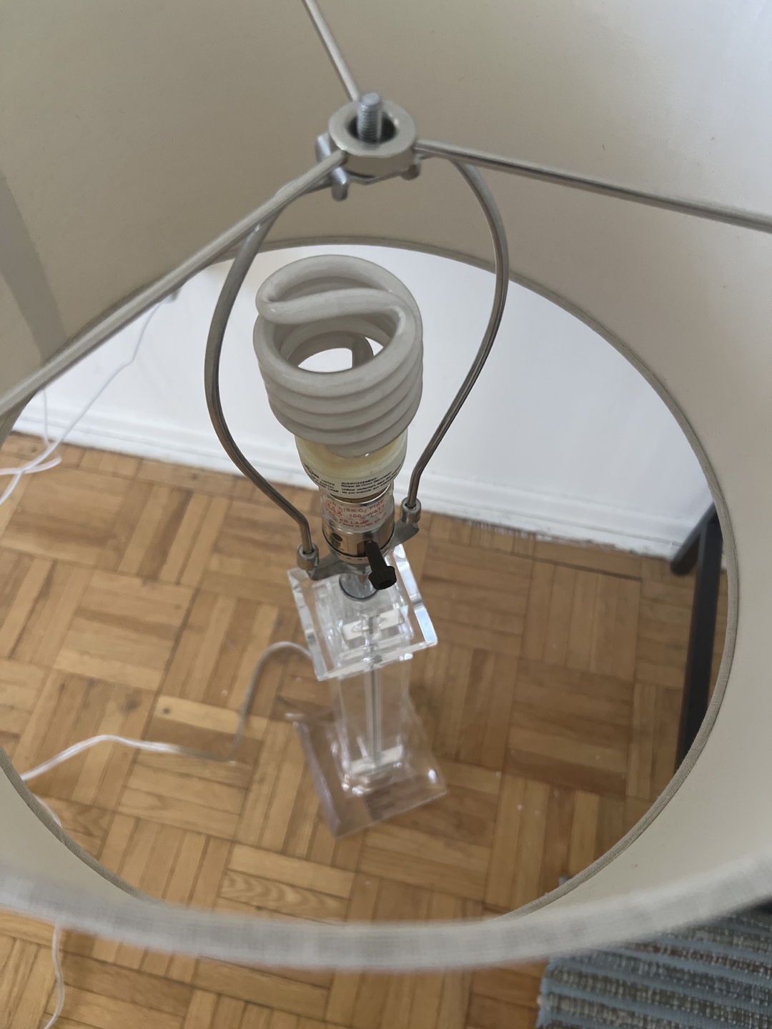 Beautiful and elegant glass bed lamp - photo 2