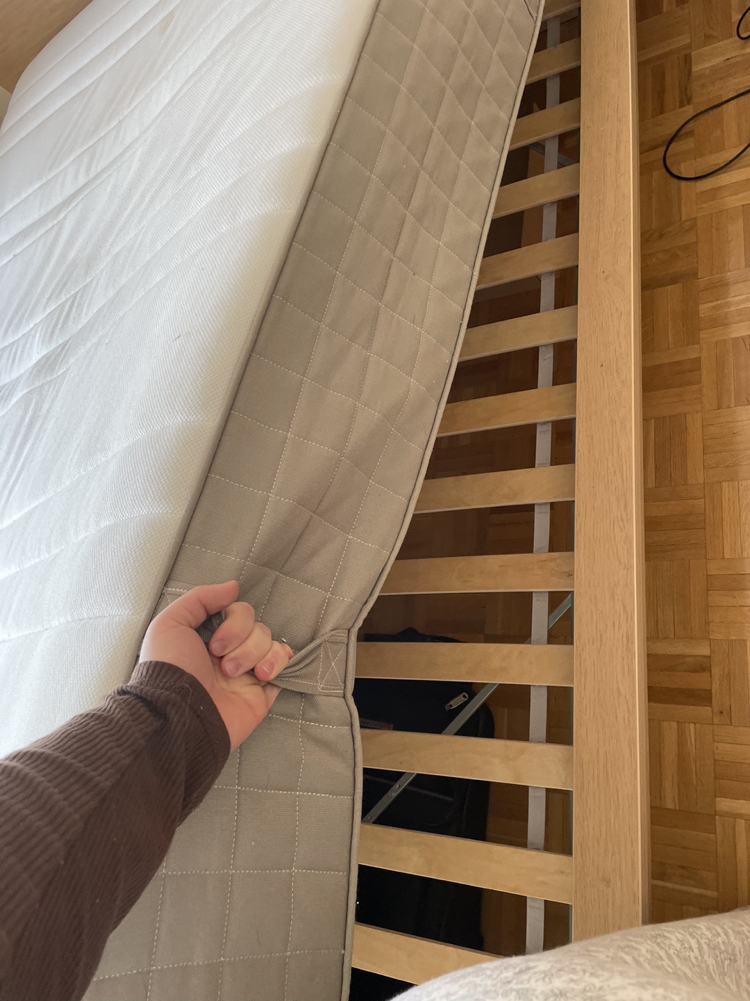 BED AND MATTRESS - photo 5
