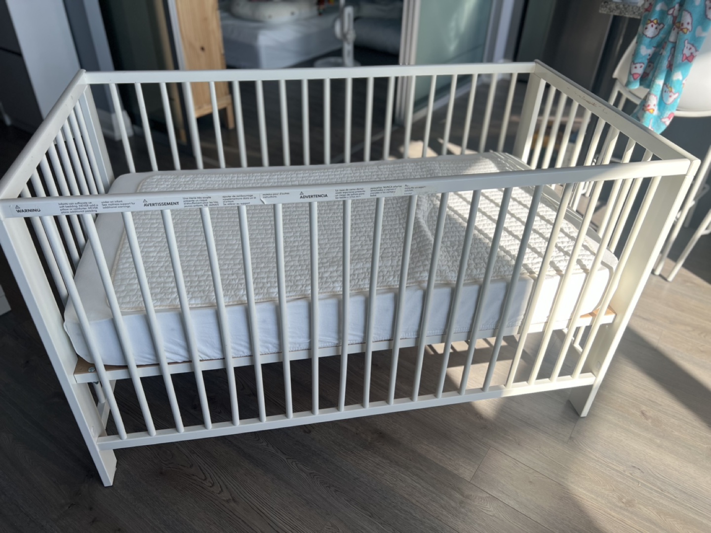 Ikea crib 70x132 cm (27 1/2x52 "