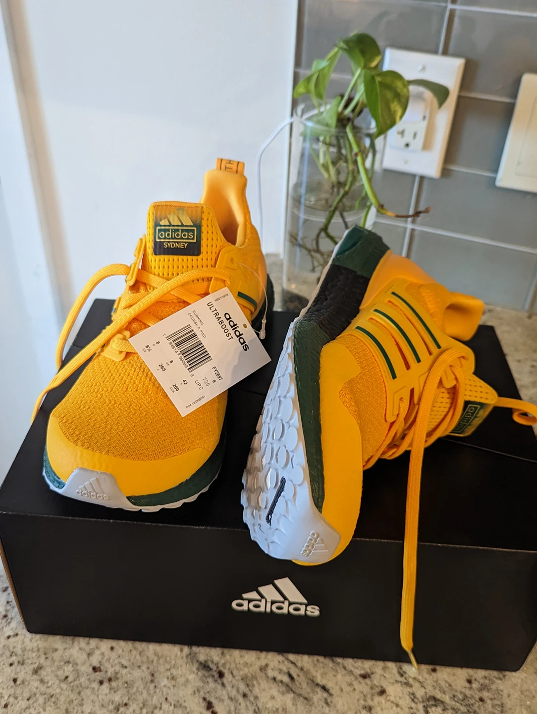 Addidas Ultraboost Running shoes - size US 8.5 Men - photo 3