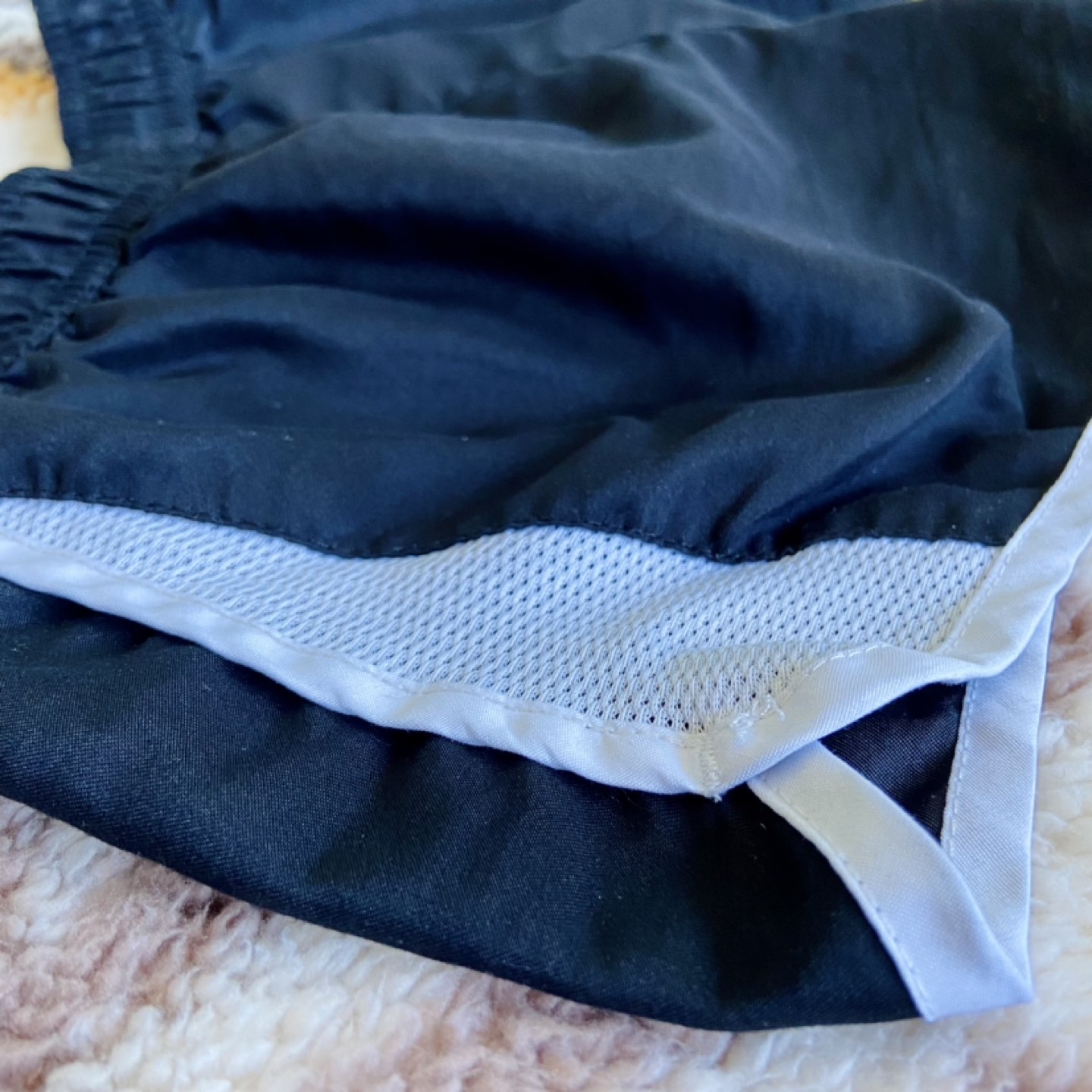 Contrast Trim Sports Sweat Shorts image indicator(3)