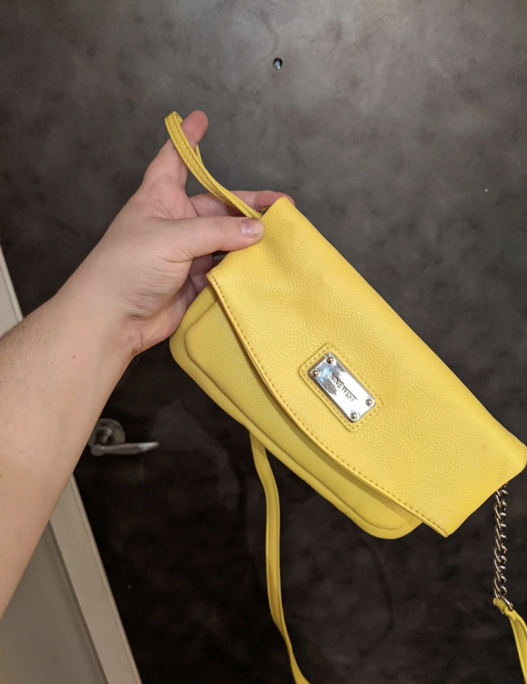 Yellow Nine West purse - photo 3