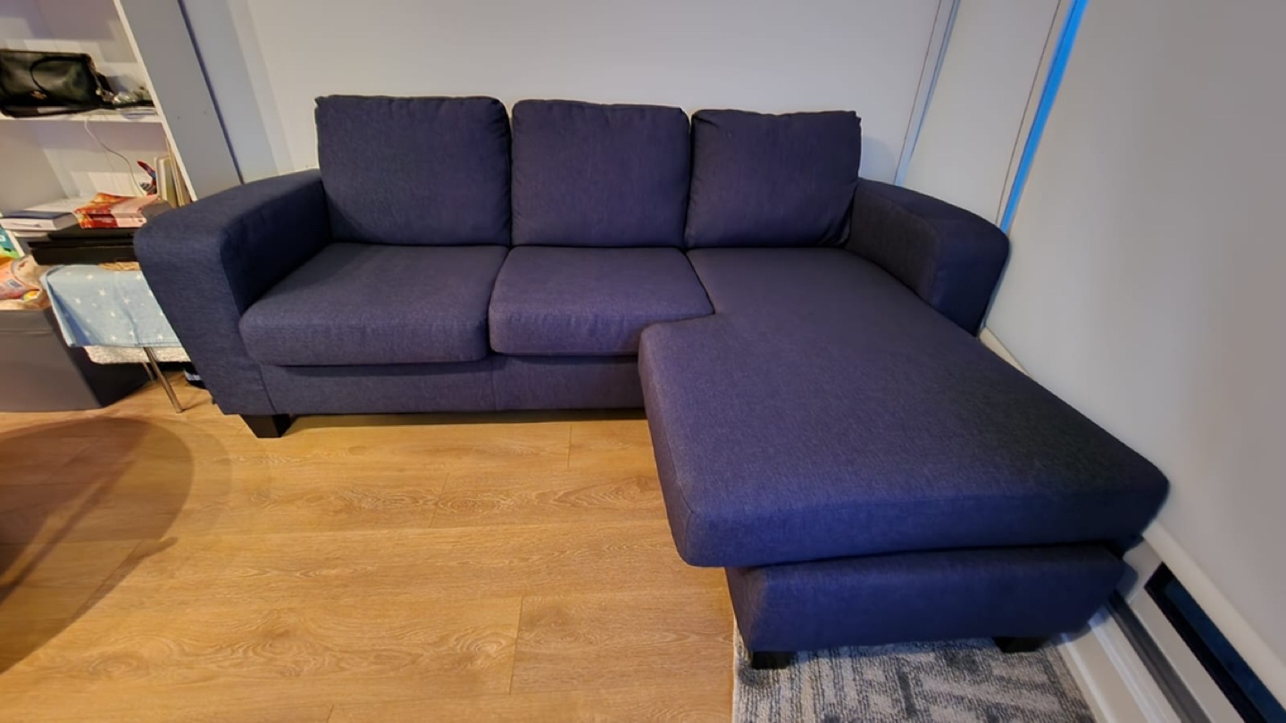 Sectional couch - photo 2