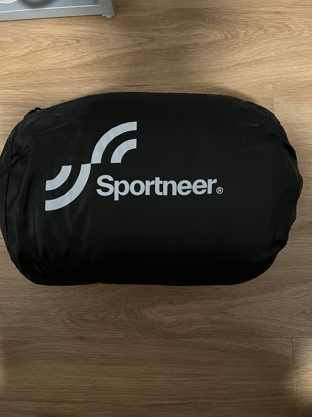 Brand New sleeping bag. - photo 2