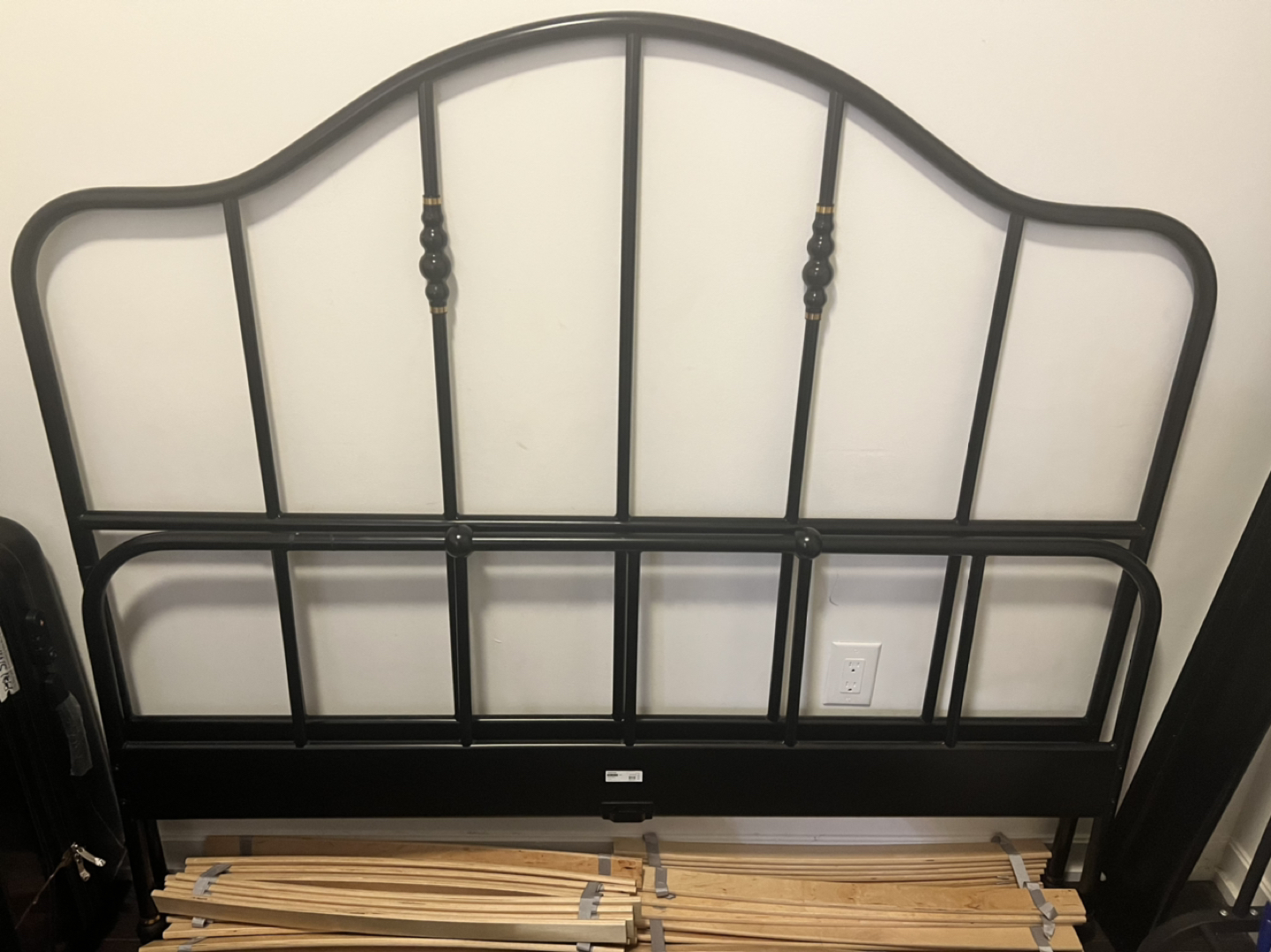 IKEA black metal bed with slats - photo 5