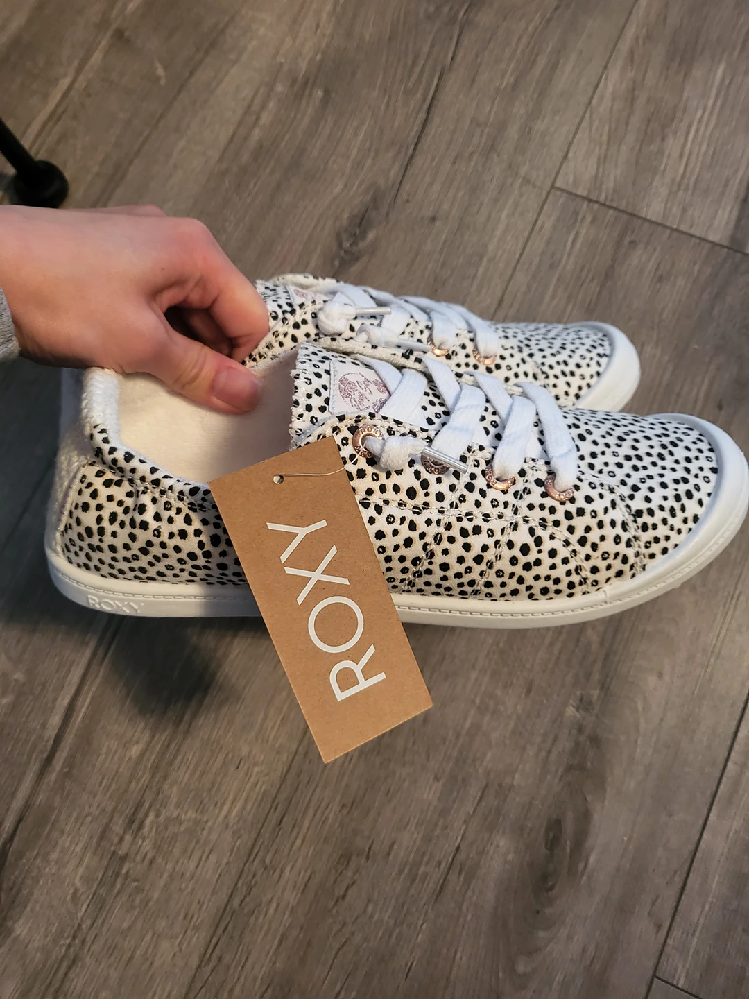 foxy brand shoes image indicator(2)