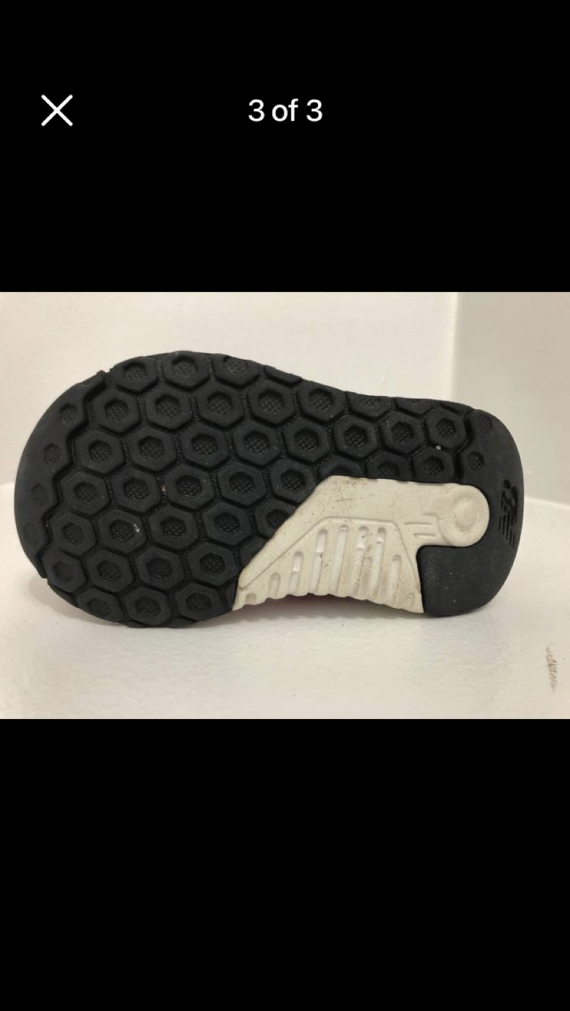 new balance toddler baby girl running shoes size US6 image indicator(3)