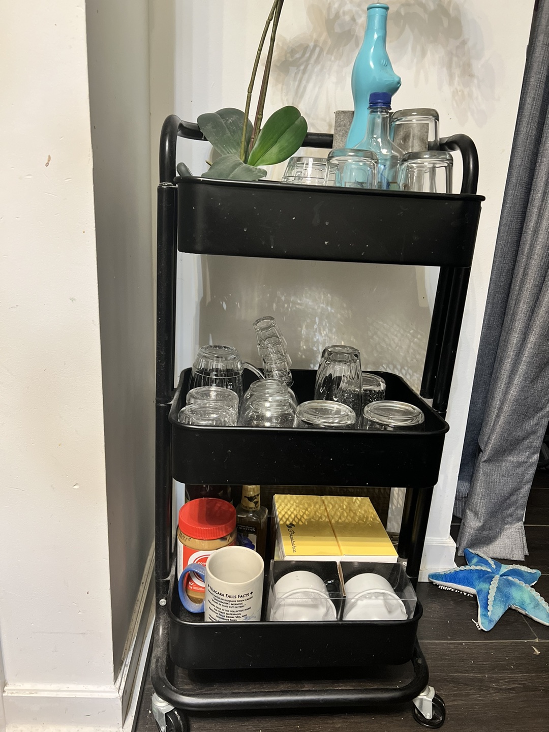 Bar cart