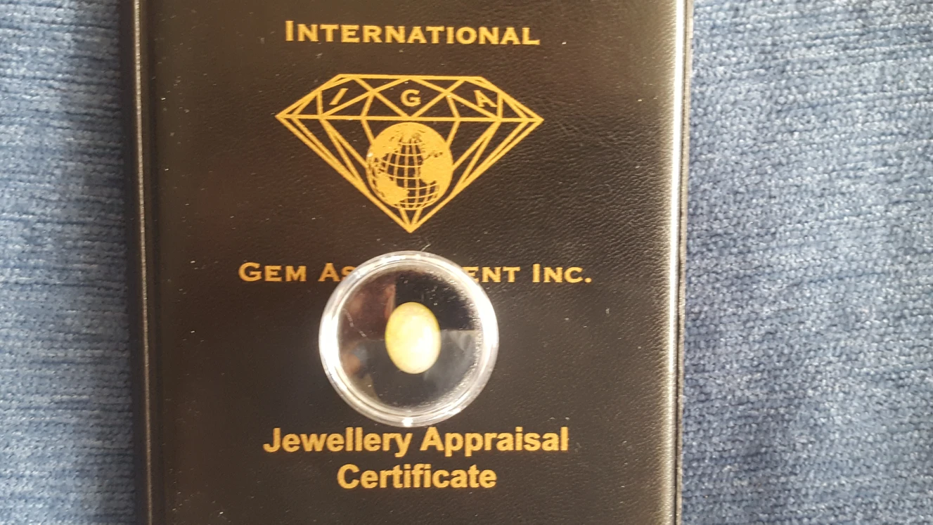 4.10 Carat Ethiopian Opal Appraisal insurance value $2,700 image indicator(2)